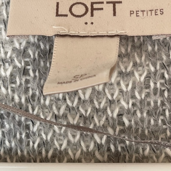 Cardigan - Picture 4 of 8